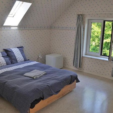 Suite Familiale Avec 2 Chambres Dans Une Villa - Quartier Vert Et Boise - 5 Kms De Namur Ngoại thất bức ảnh