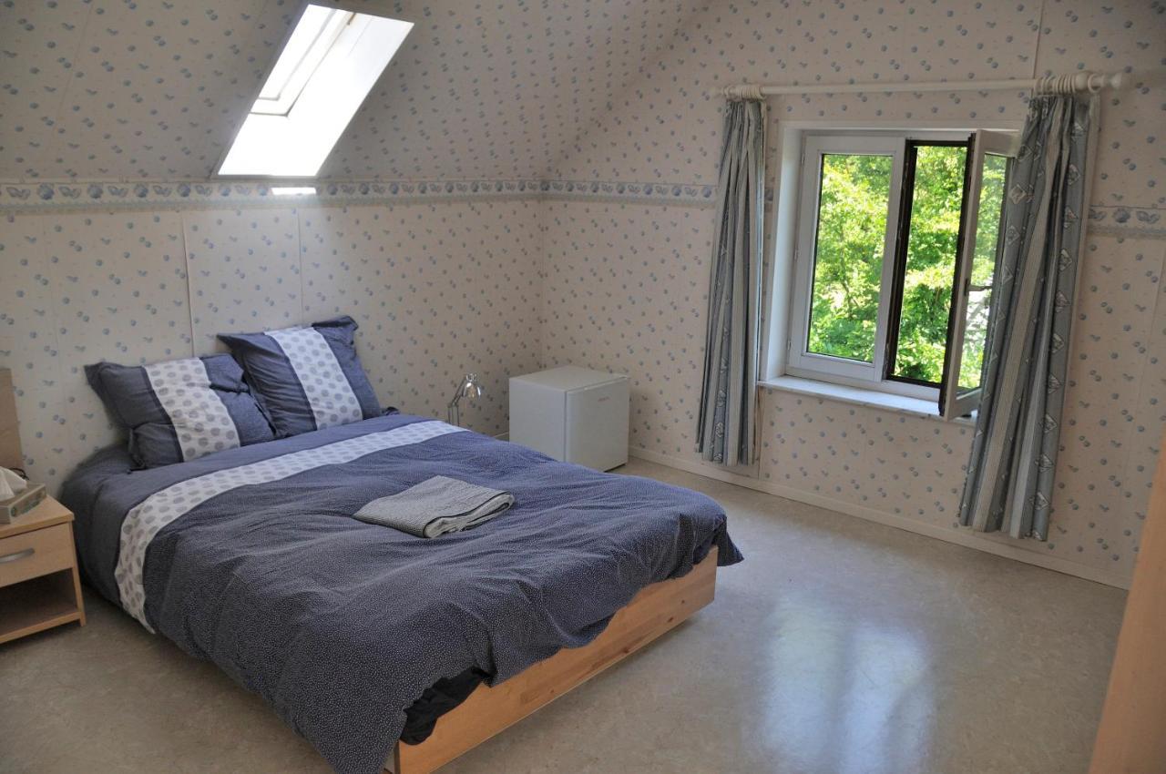 Suite Familiale Avec 2 Chambres Dans Une Villa - Quartier Vert Et Boise - 5 Kms De Namur Ngoại thất bức ảnh